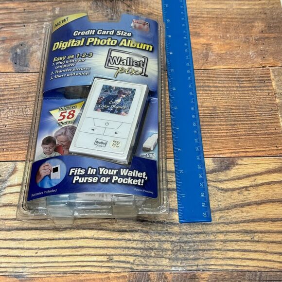 Digital Photo Album White Credit Card Size Wallet Pix Sealed New As Seen On TV - Picture 5 of 6